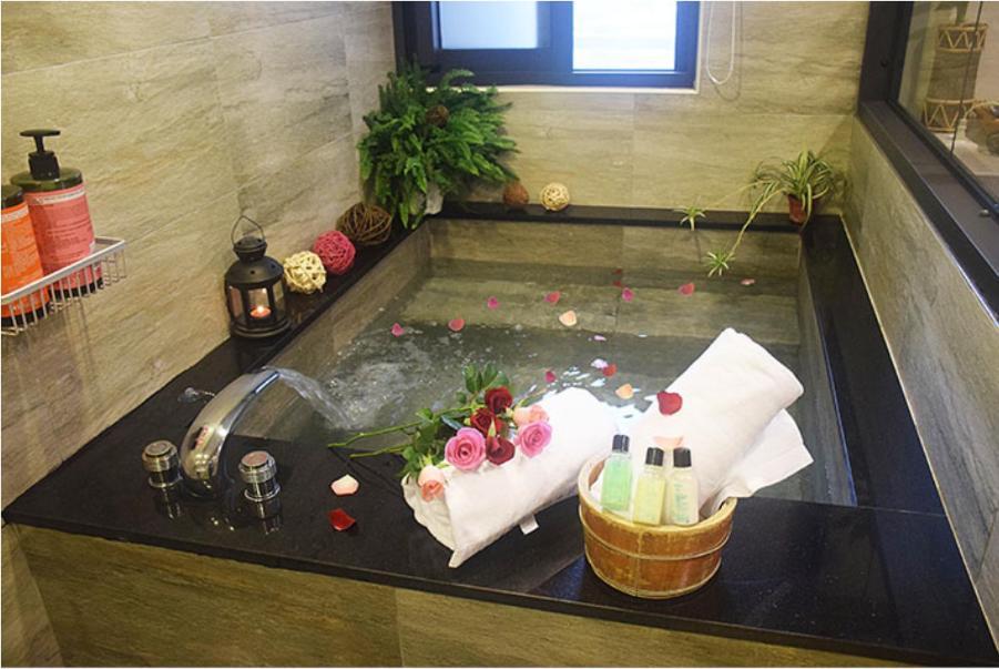 No. 21 Jiaoxi Hot Spring Homestay Kültér fotó
